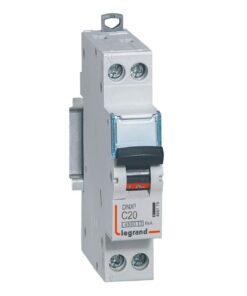 Disjoncteur DNX³ 4500 - vis/vis - U+N 230V 20A - 4,5kA - courbe C - 1 module - 406775