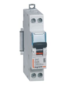 Disjoncteur DNX³ 4500 - vis/vis - U+N 230V~ 25A - 4,5kA - courbe D - 1 module - 406804