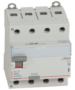 Interrupteur différentiel DX³-ID haut/bas vis - 4P 400V 40A typeAC 30mA - 4 mod - 411661